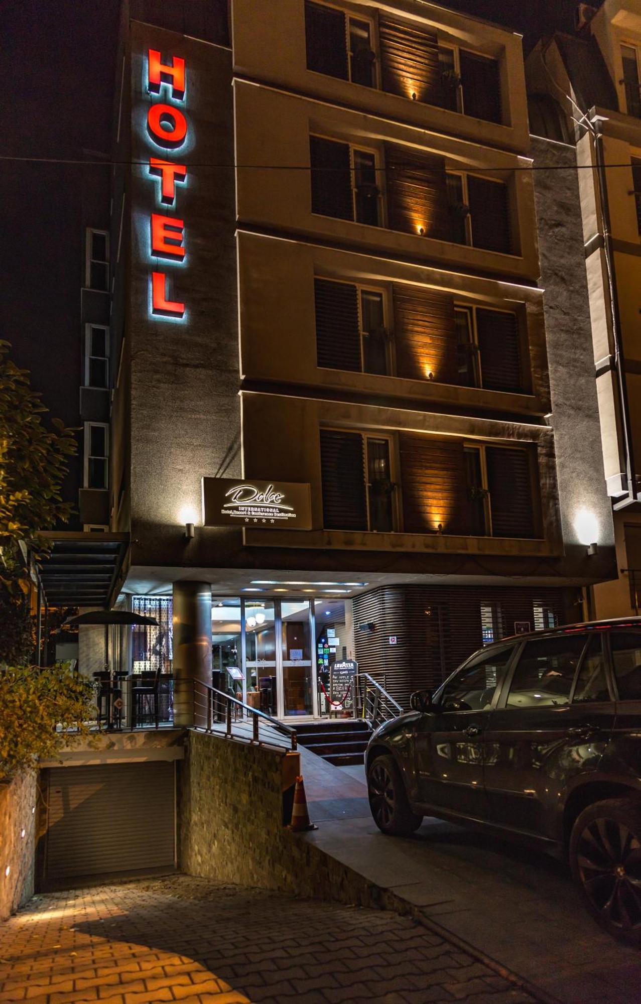 Hotel Dolce International Скопие Екстериор снимка
