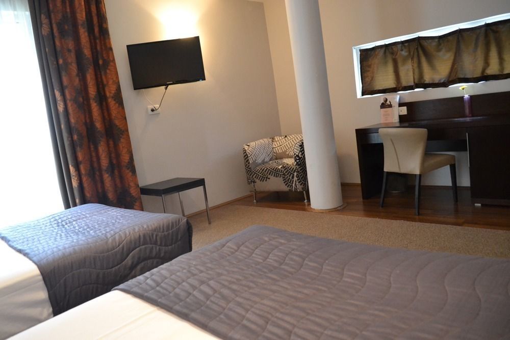 Hotel Dolce International Скопие Екстериор снимка