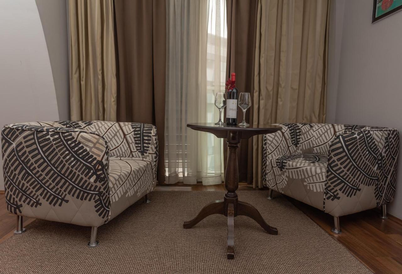 Hotel Dolce International Скопие Екстериор снимка